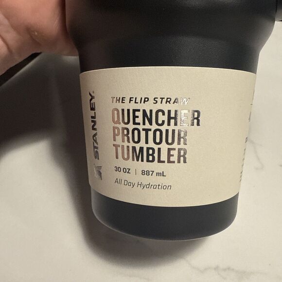 Stanley Quencher Protour 30oz Tumbler - Black - Picture 3 of 7